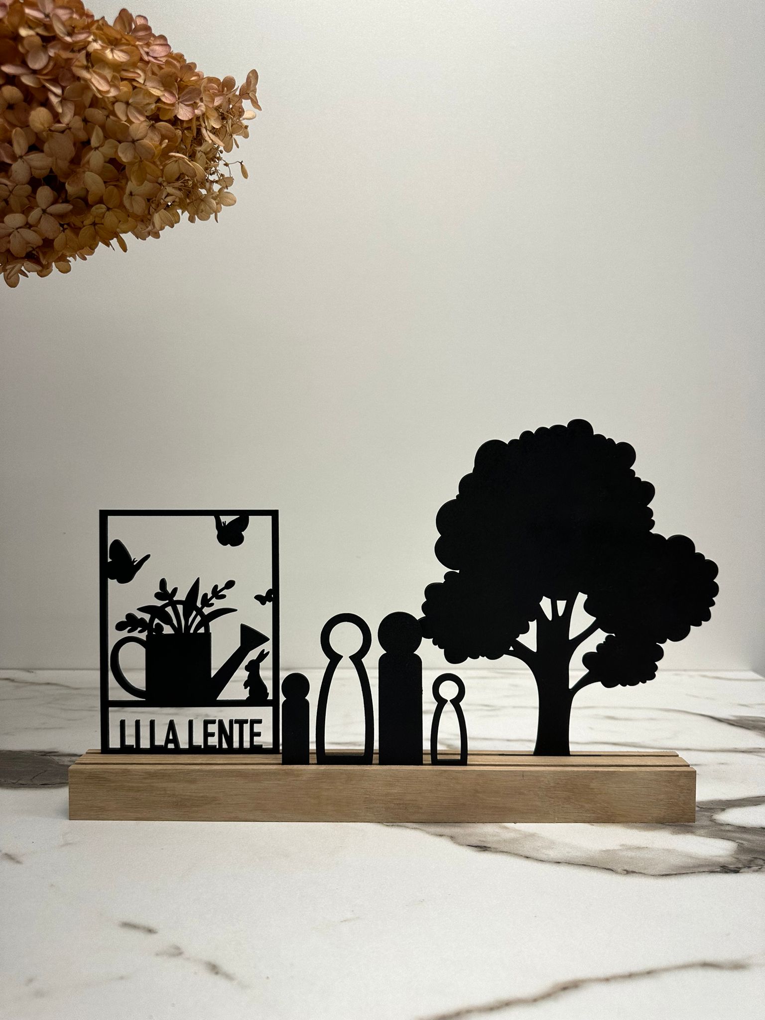 Raam "Lila Lente" + Gezin + Boom (kant en klaar) - Afbeelding 2